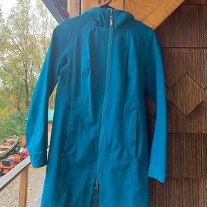Arc’teryx Long Rain Shell